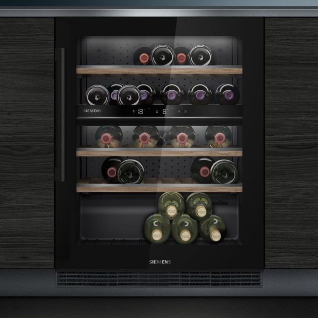 Siemens 60cm Undercounter Dual Zone Wine Cooler KU21WAHG0G Black