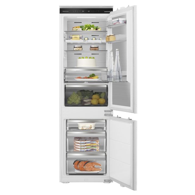 Hisense 177cm Integrated 60/40 Frost Free Fridge Freezer RB5B250SSWC1