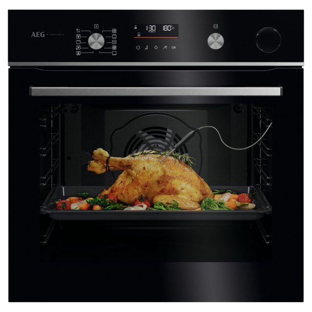 AEG Series 6000 SteamCrisp Exclusiv Pyrolytic Multifunction Single Oven GR6PB52FSB Black
