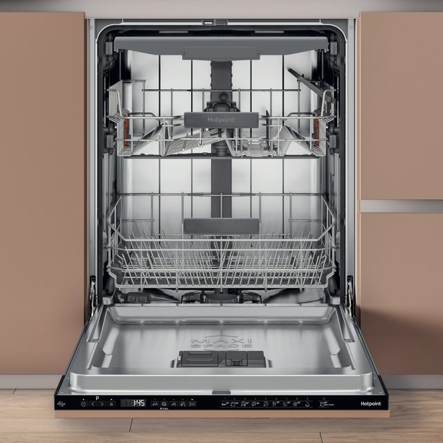 Hotpoint 60cm Fully Integrated Dishwasher H7IC16M6UK