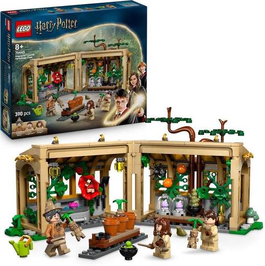 LEGO Harry Potter Hogwarts Castle: Herbology Class 76445
