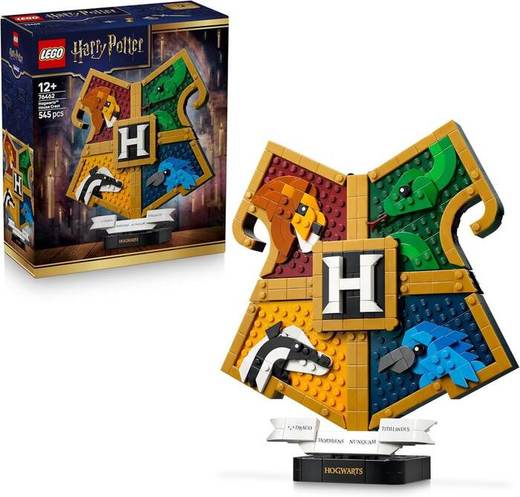 LEGO Harry Potter Hogwarts House Crest 76462