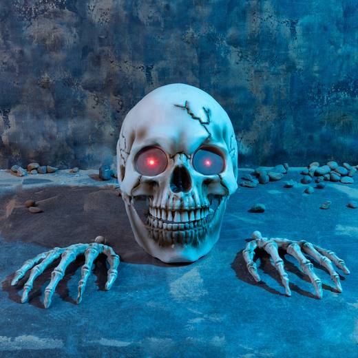 Giant Talking Skull and Hands