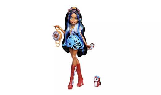 Monster High Robecca Steam Fashion Doll with Blue Blouse and Rocket Boots