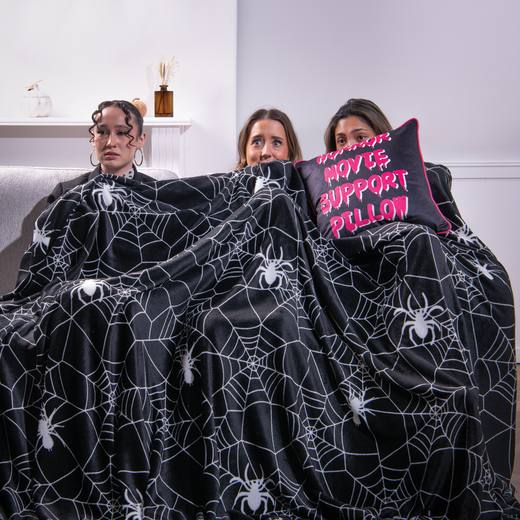 Spiderweb Friends and Family Throw - Black